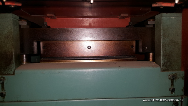 Přímočaré dělicí zařízení QDP 250/100 (3 - QDP 300-100 (3).jpg)